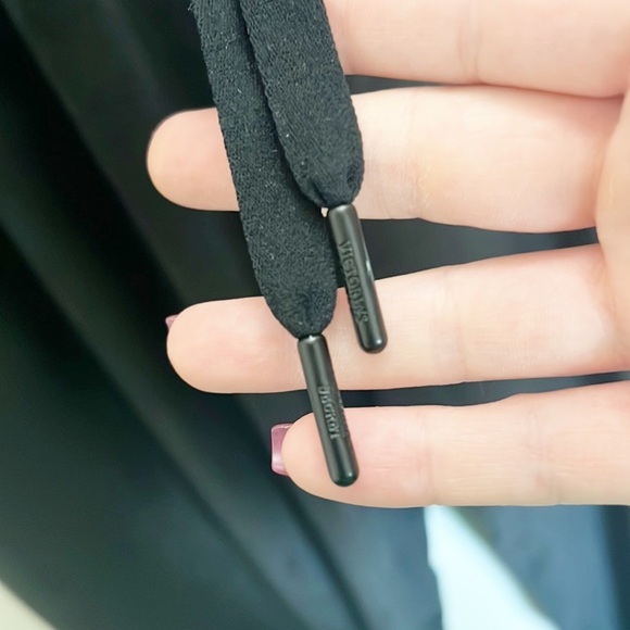 Victoria's Secret On Point Black Velour Jogger Style Sweatpants - Picture 6 of 12